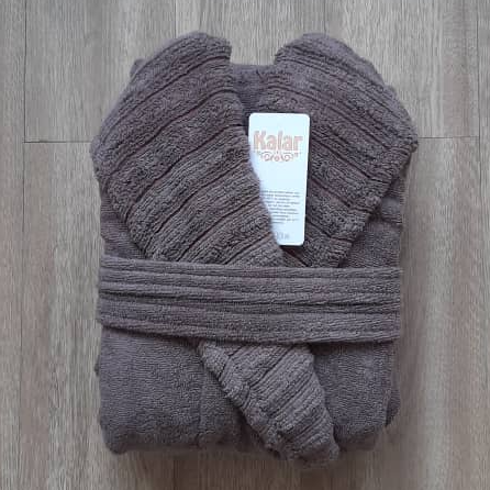 حوله تن پوش کلاه دار اقتصادی مدل پیرامید رنگ نسکافه ای   سایز  L(125) 